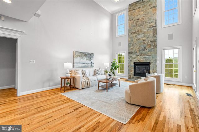 23813 ECHO CREEK, Gaithersburg, MD 20882