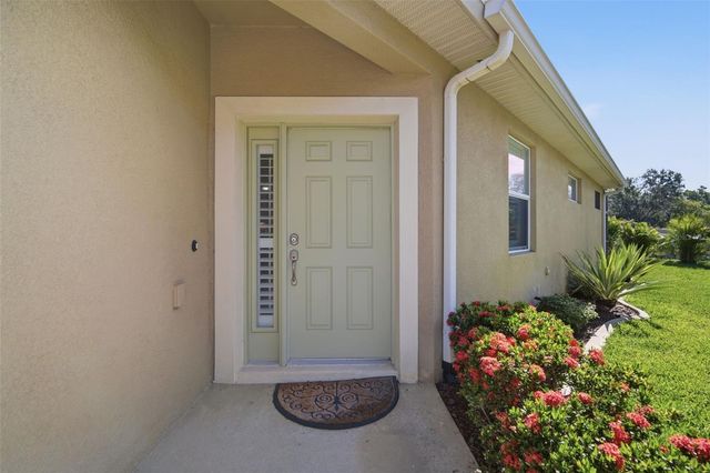 8111 PINE CREST STREET, Seminole, FL 33777