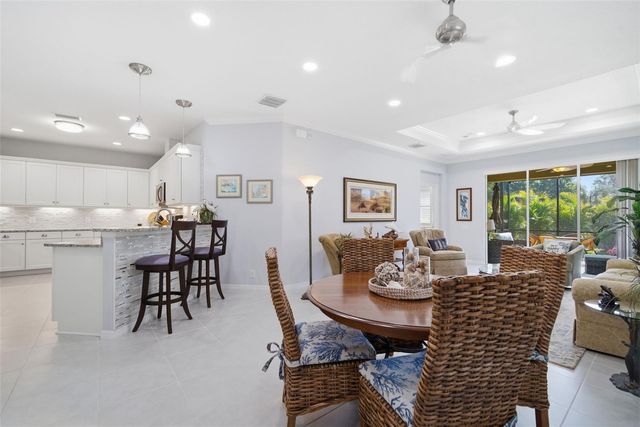 8111 PINE CREST STREET, Seminole, FL 33777