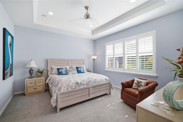 8111 PINE CREST STREET, Seminole, FL 33777