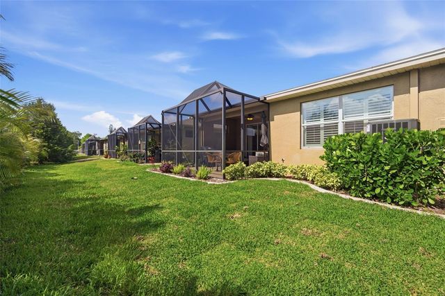 8111 PINE CREST STREET, Seminole, FL 33777