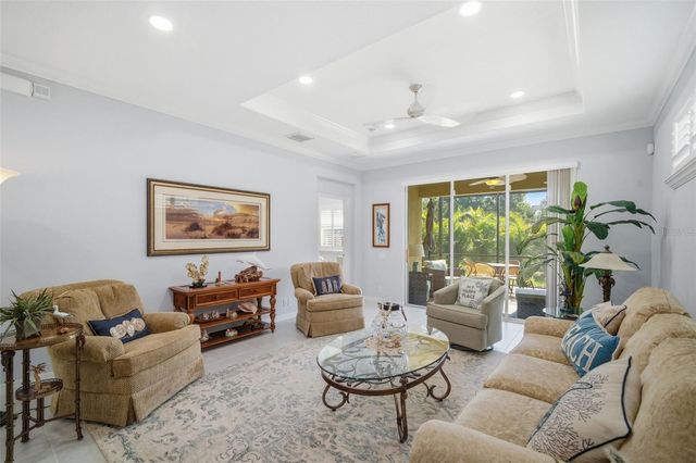 8111 PINE CREST STREET, Seminole, FL 33777
