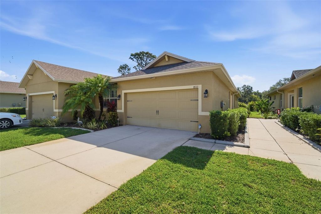 8111 PINE CREST STREET, Seminole, FL 33777