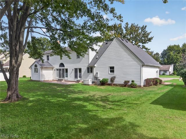 722 Jaycox Road, Avon Lake, OH 44012