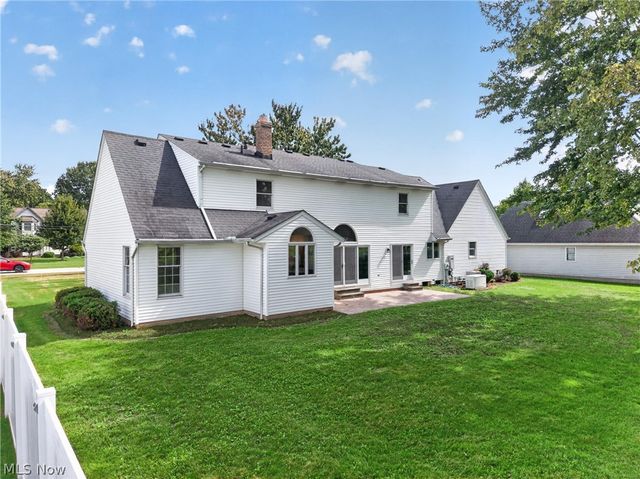 722 Jaycox Road, Avon Lake, OH 44012