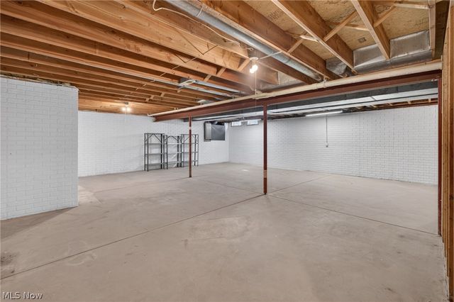 722 Jaycox Road, Avon Lake, OH 44012