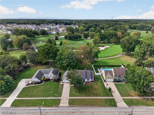 722 Jaycox Road, Avon Lake, OH 44012