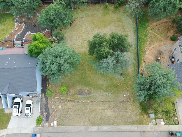 1433 Lakeside Drive, Redding, CA 96001