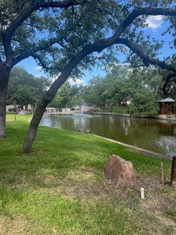 120 Cove RD, Llano, TX 78643