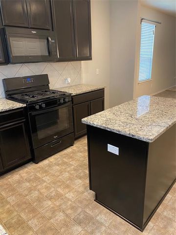 352 martha, Buda, TX 78610