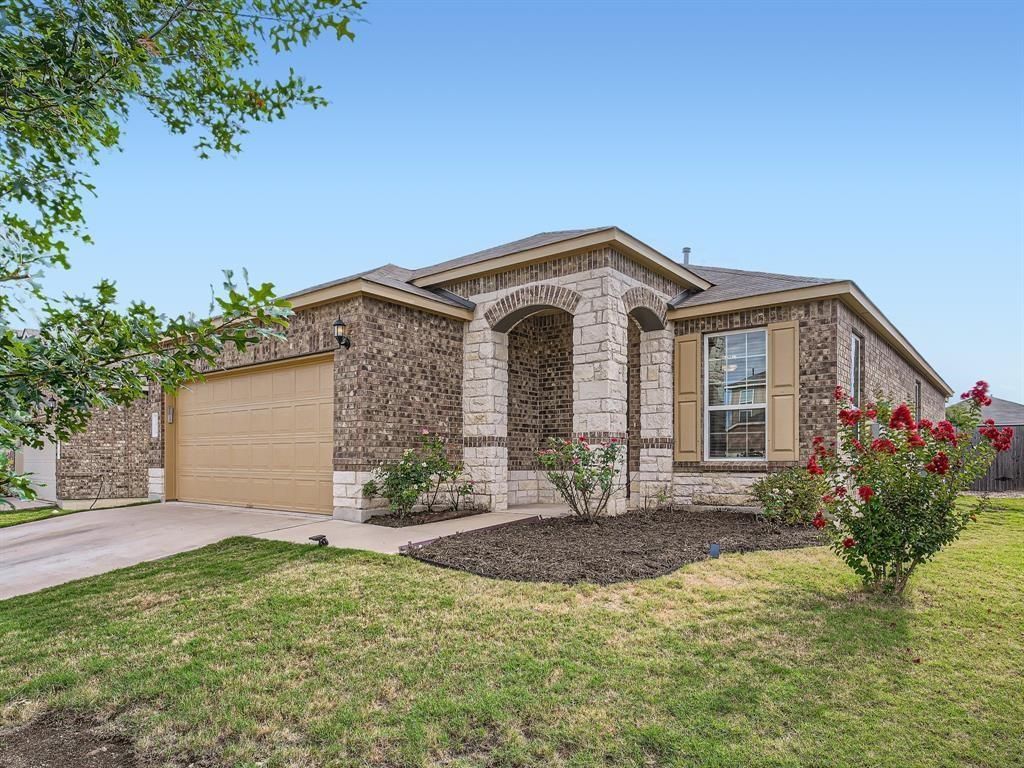 352 martha, Buda, TX 78610