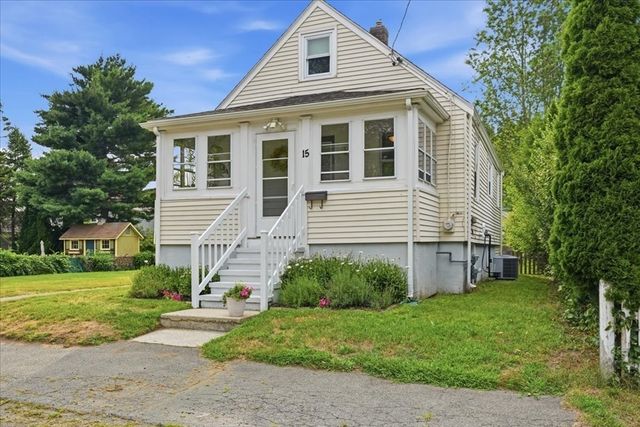 15 Gilmore St, Weymouth, MA 02191