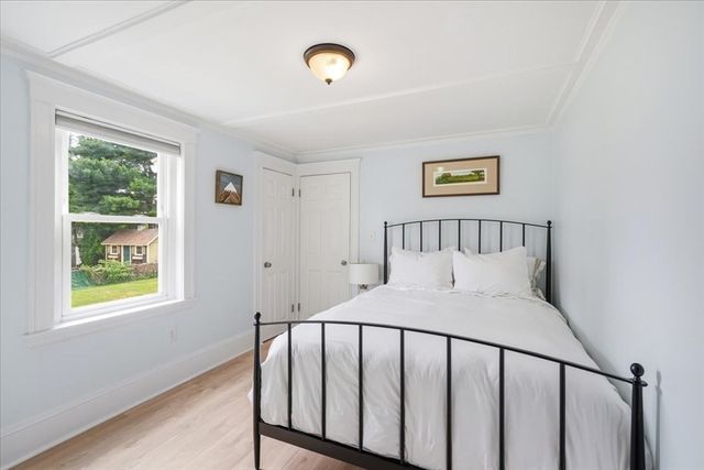 15 Gilmore St, Weymouth, MA 02191