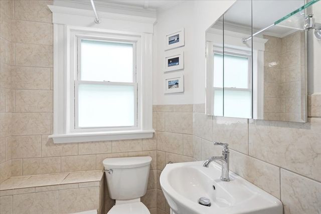 15 Gilmore St, Weymouth, MA 02191