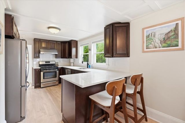 15 Gilmore St, Weymouth, MA 02191
