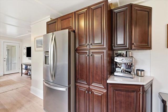 15 Gilmore St, Weymouth, MA 02191