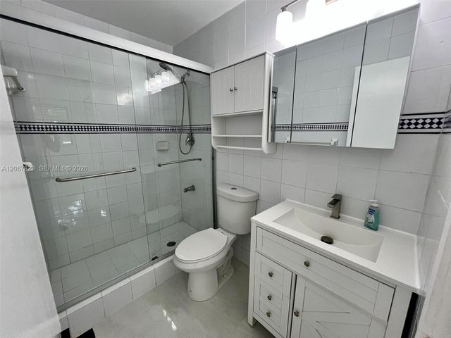 7825 Miller Drive C211, Miami, FL 33155