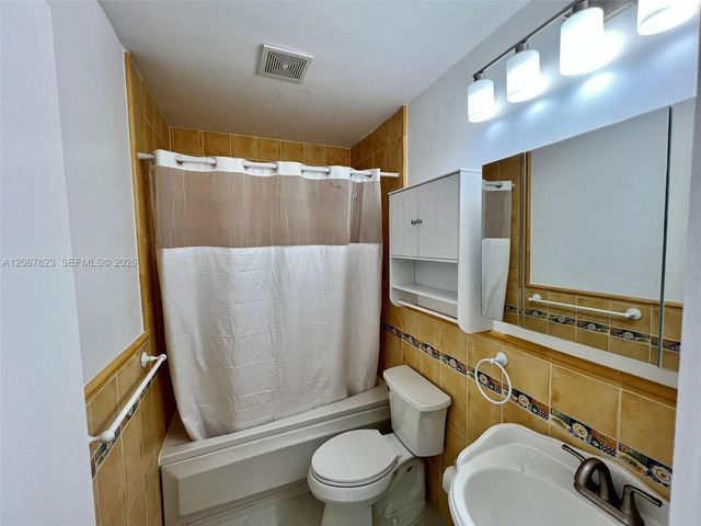 7825 Miller Drive C211, Miami, FL 33155