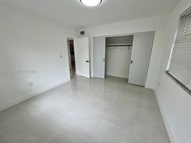 7825 Miller Drive C211, Miami, FL 33155