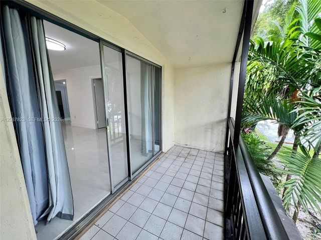 7825 Miller Drive C211, Miami, FL 33155