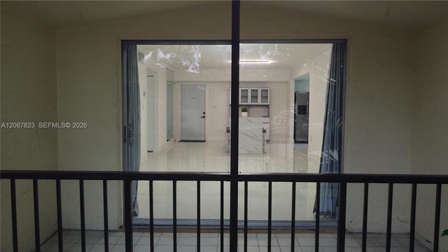 7825 Miller Drive C211, Miami, FL 33155