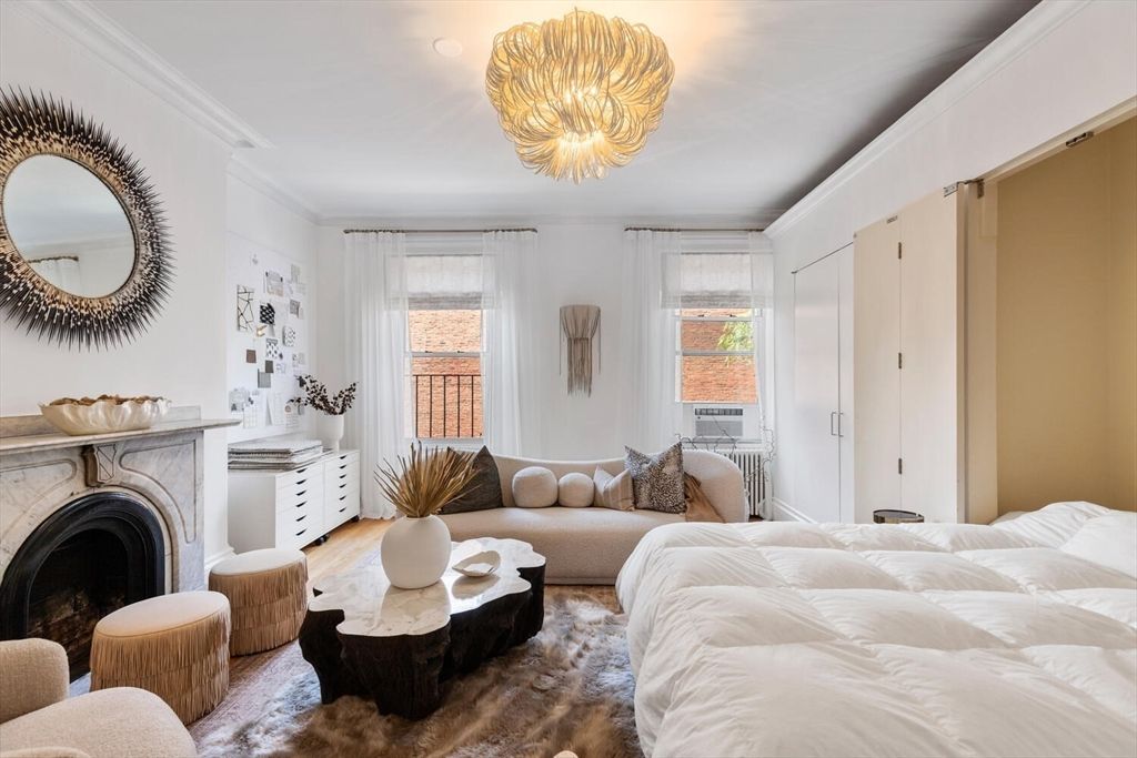 100 Charles St 3, Boston, MA 02114