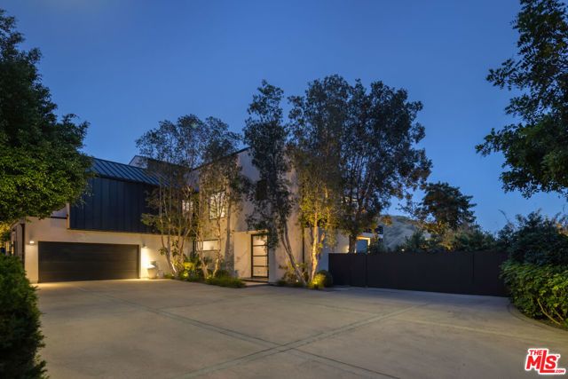 8080 Laurel View Drive, Los Angeles, CA 90069