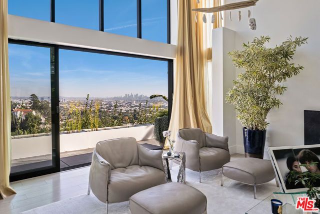 8080 Laurel View Drive, Los Angeles, CA 90069