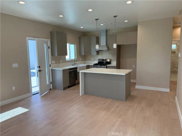 1072 N Vinedo Avenue, Pasadena, CA 91107