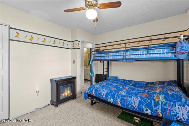 3702 Hillview Blvd, Louisville, KY 40229