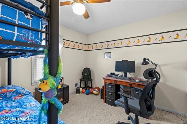 3702 Hillview Blvd, Louisville, KY 40229