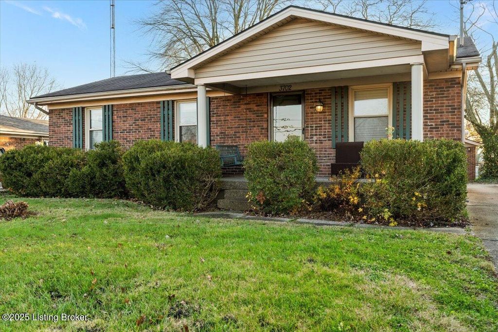 3702 Hillview Blvd, Louisville, KY 40229
