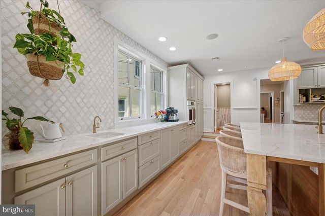 234 E BENEZET ST, Philadelphia, PA 19118