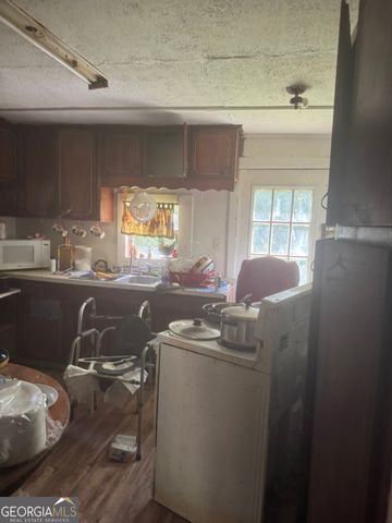 106 Boozer Street, Hogansville, GA 30230