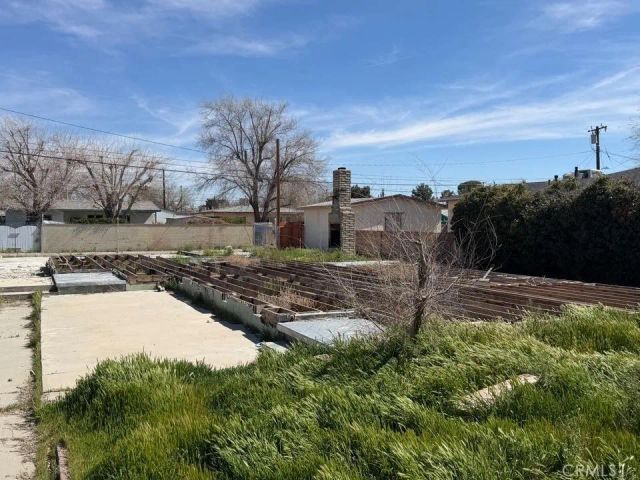 45356 10th West, Lancaster, CA 93534