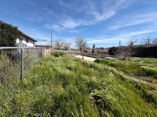 45356 10th West, Lancaster, CA 93534