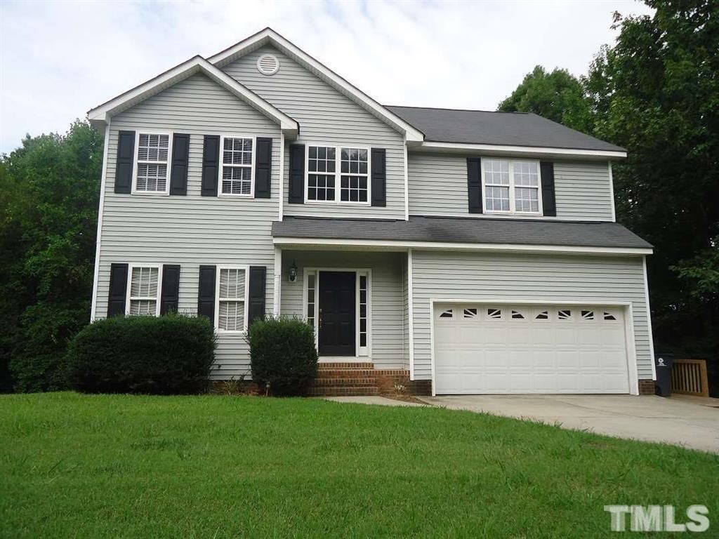 417 Oakhall Drive, Holly Springs, NC 27540