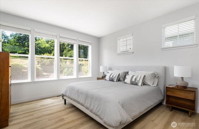 1402 Starview Court, Freeland, WA 98249