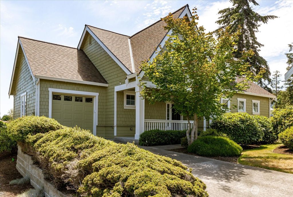 1402 Starview Court, Freeland, WA 98249