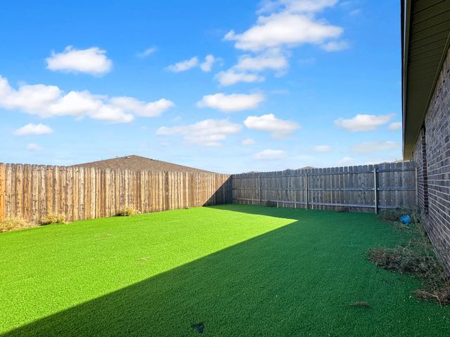 2012 Bryan Avenue, Wolfforth, TX 79382