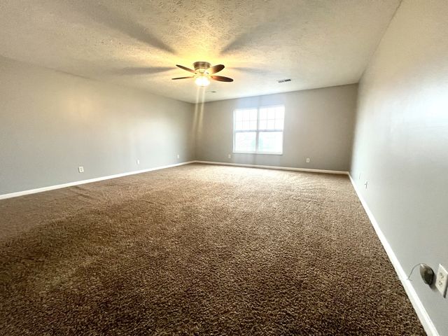 704 Blossom Hill Ct, Smyrna, TN 37167