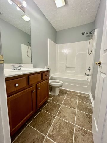 704 Blossom Hill Ct, Smyrna, TN 37167