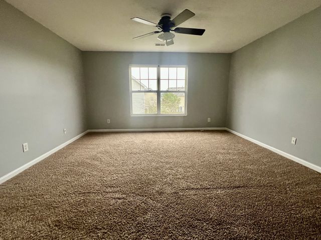 704 Blossom Hill Ct, Smyrna, TN 37167