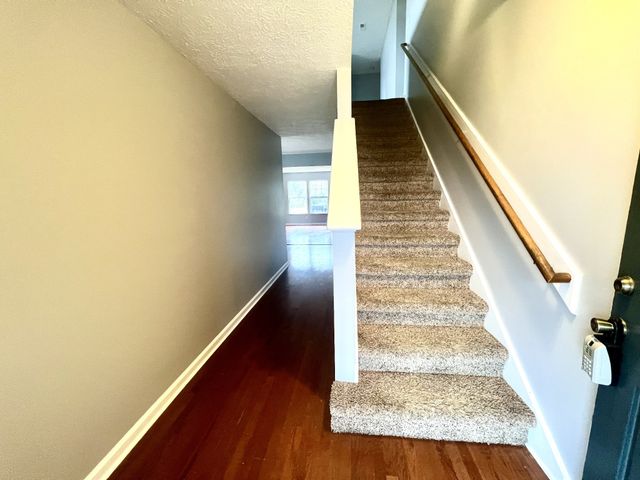 704 Blossom Hill Ct, Smyrna, TN 37167