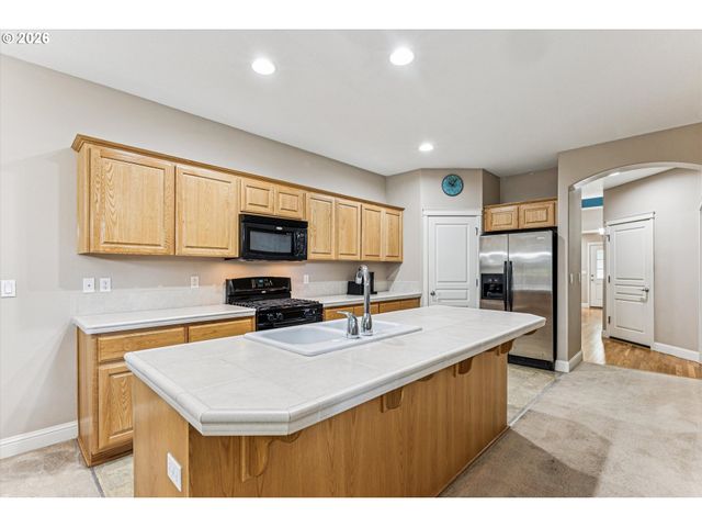 13128 Sw MACBETH Dr, Portland, OR 97224