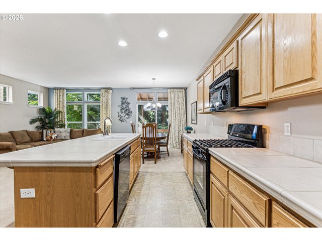 13128 Sw MACBETH Dr, Portland, OR 97224