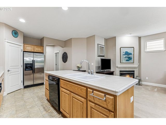 13128 Sw MACBETH Dr, Portland, OR 97224