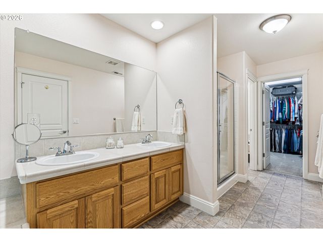 13128 Sw MACBETH Dr, Portland, OR 97224