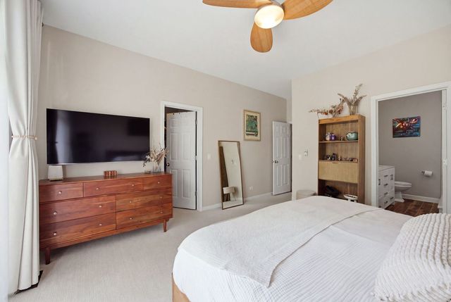 2127 W Rice Street 2E, Chicago, IL 60622