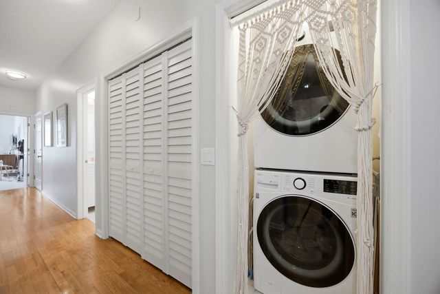 2127 W Rice Street 2E, Chicago, IL 60622